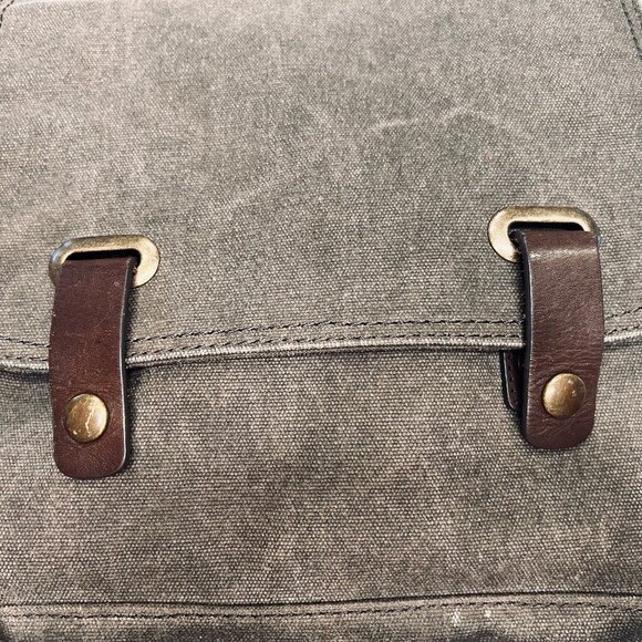 Everlane Original Modern Snap Backpack — Denim + Leather — Rare Early Version main image 4